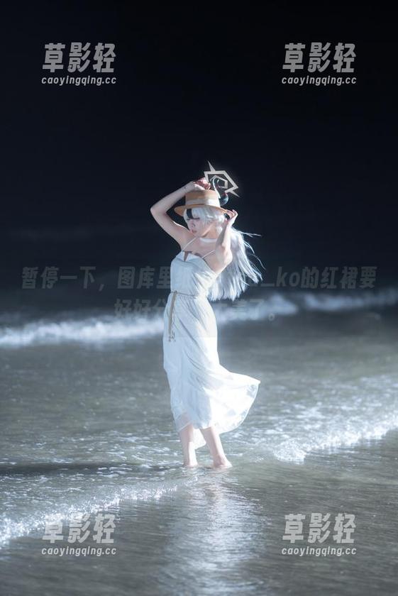 暂停一下，图库里纸悦Etsu_ko的红裙要好好分享，太美了。