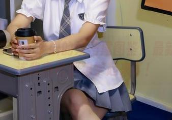 绮梦摄影 – 梦妍的双马尾图鉴：最新作品连我自己都想学起来了！