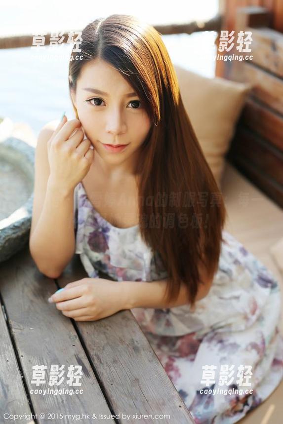 美媛馆 - 李雪婷Anna的制服写真：每一件都是她灵魂的调色板！
