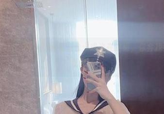 微密圈 - 脸红Dearie的眼镜集合:或许在这里,你会找到下一个佩戴灵感