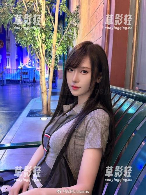 腐团儿Ikaros 水手服的诱惑:腐团儿Ikaros从原图到图册的角色扮演