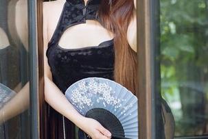 花漾show – 打开Egg_尤妮丝的牛仔裤在线图集，随便一瞄都觉得眼睛不想挪开。