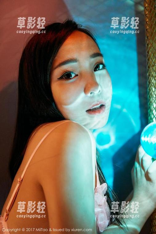 蜜桃社-Gina 蜜桃社 - 学妹Gina的私拍图包,横扫我的好奇心,明明不带一丝端庄。