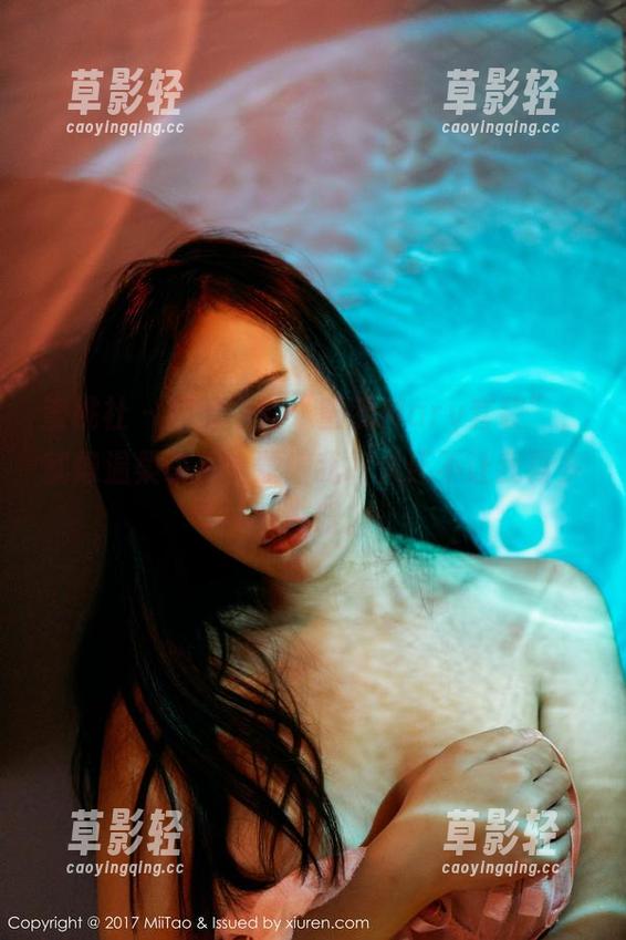 蜜桃社-蜜蕊Mary 蜜桃社 - 网盘中的“蜜蕊Mary套装”,就像温柔杀手,蒙骗我好久还不让我再多看一眼。