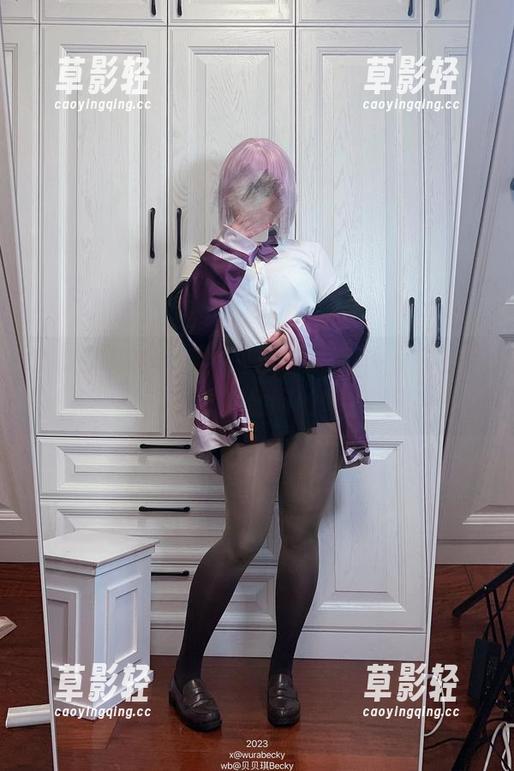 兔女郎私拍合集，贝贝琪Becky，你的耳朵可是挺显眼的呢？
