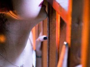 轰趴猫 – 白色的魔力，陈雅漫的原图合集在喧闹中寻求安宁。