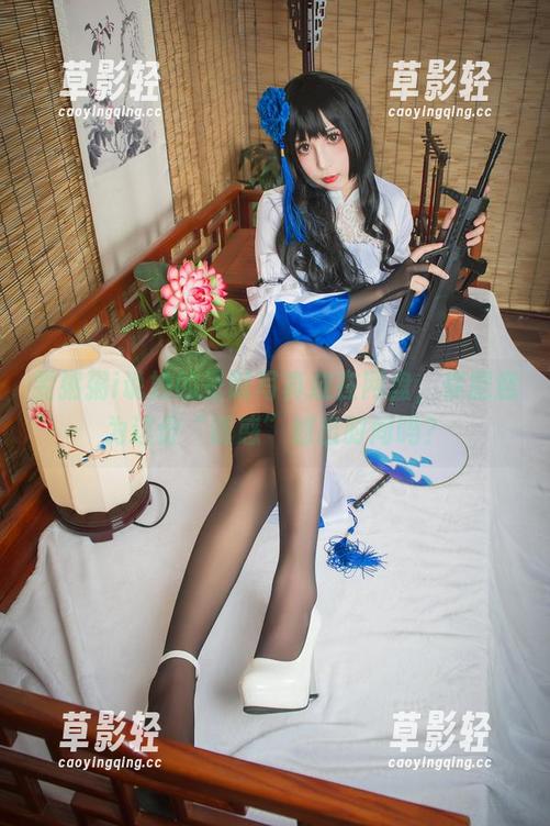 雯粥粥i说她的圣诞写真放在网盘，你愿意为这份“诱惑”划出时间吗？