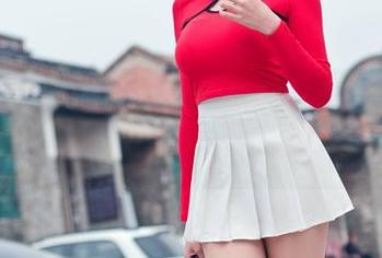 魔镜街拍合集，黑丝大长腿，真是让人眼花缭乱的画面。